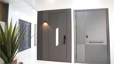 Cửa Nhôm Nguyên Tấm Cao Cấp: Sản Phẩm Mới Xuất Hiện Tại Eurowin
