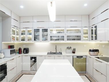 Tư Vấn Chọn Phụ Kiện Cho Tủ Bếp Chữ I, Chữ L, Chữ U: Tối Ưu Từng Góc Bếp