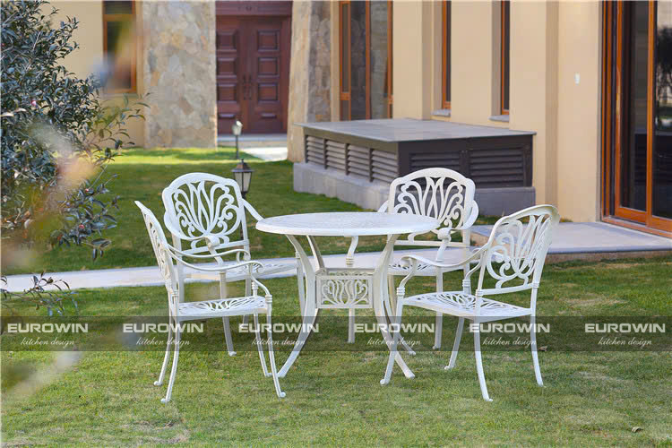 Bộ Bàn Ghế Sân Vườn