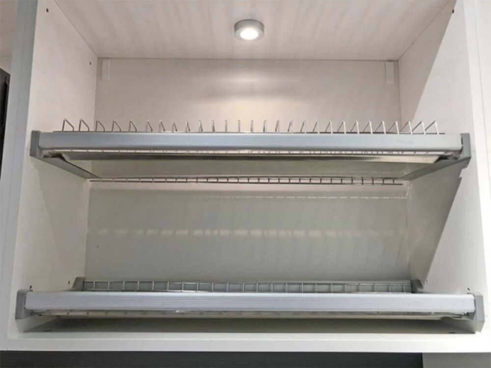 Nên mua phụ kiện tủ bếp chính hãng hay hàng trôi nổi giá rẻ?