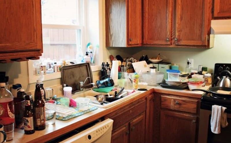 Kiêng kỵ trong phong thủy nhà bếp: Bếp bừa bộn, thiếu sạch sẽ