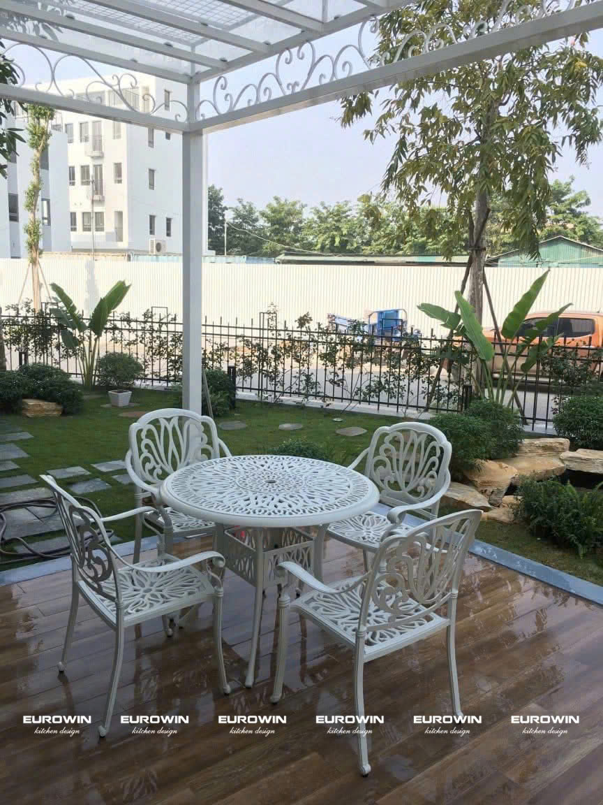 BỘ BÀN GHẾ NGOÀI TRỜI BGNT10