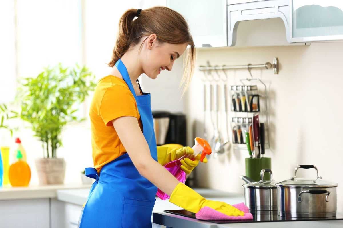 Vệ sinh phụ kiện inox thế nào để không xước – không rỉ?