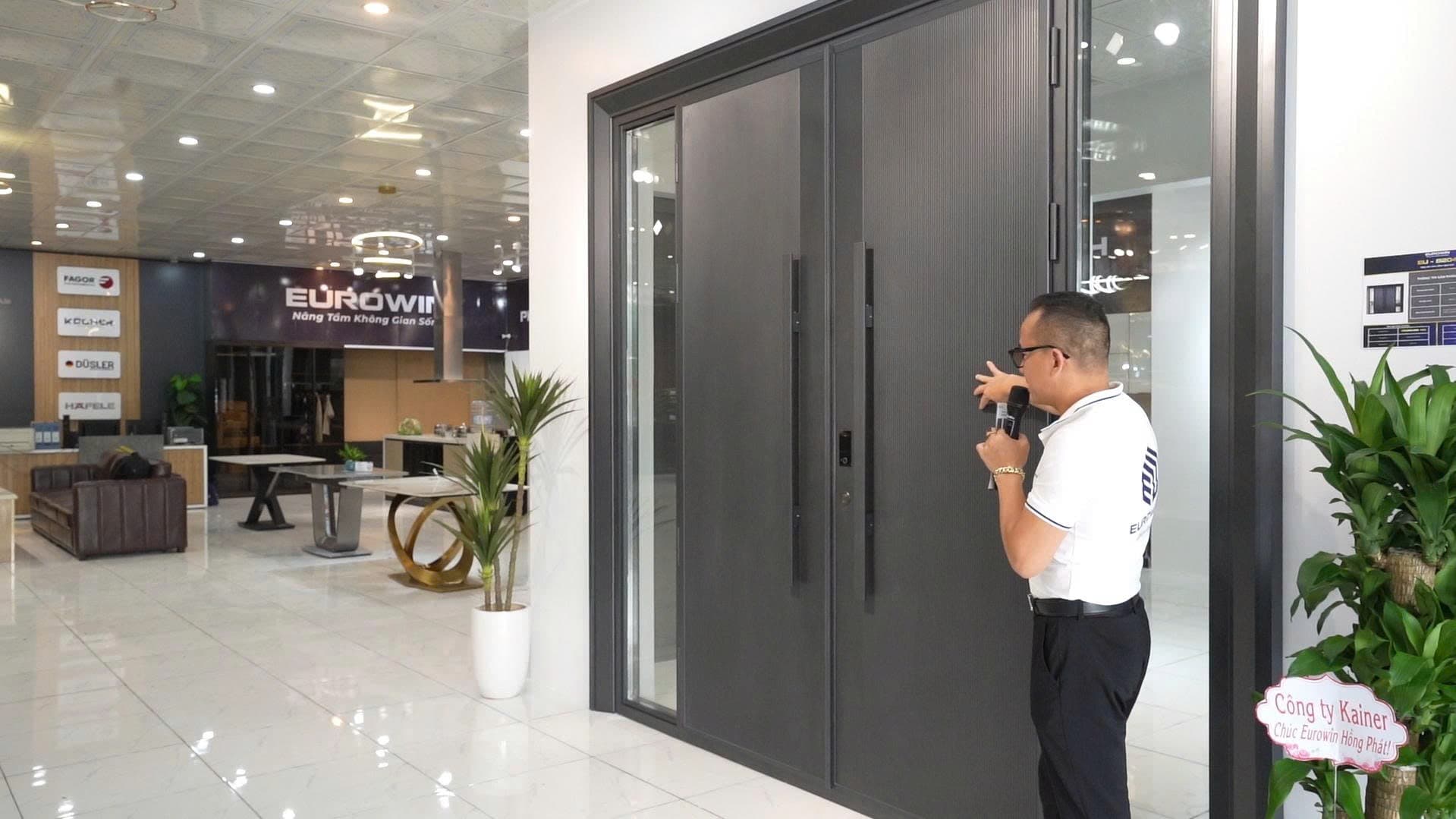 Cửa Nhôm Nguyên Tấm Cao Cấp: Sản Phẩm Mới Xuất Hiện Tại Eurowin