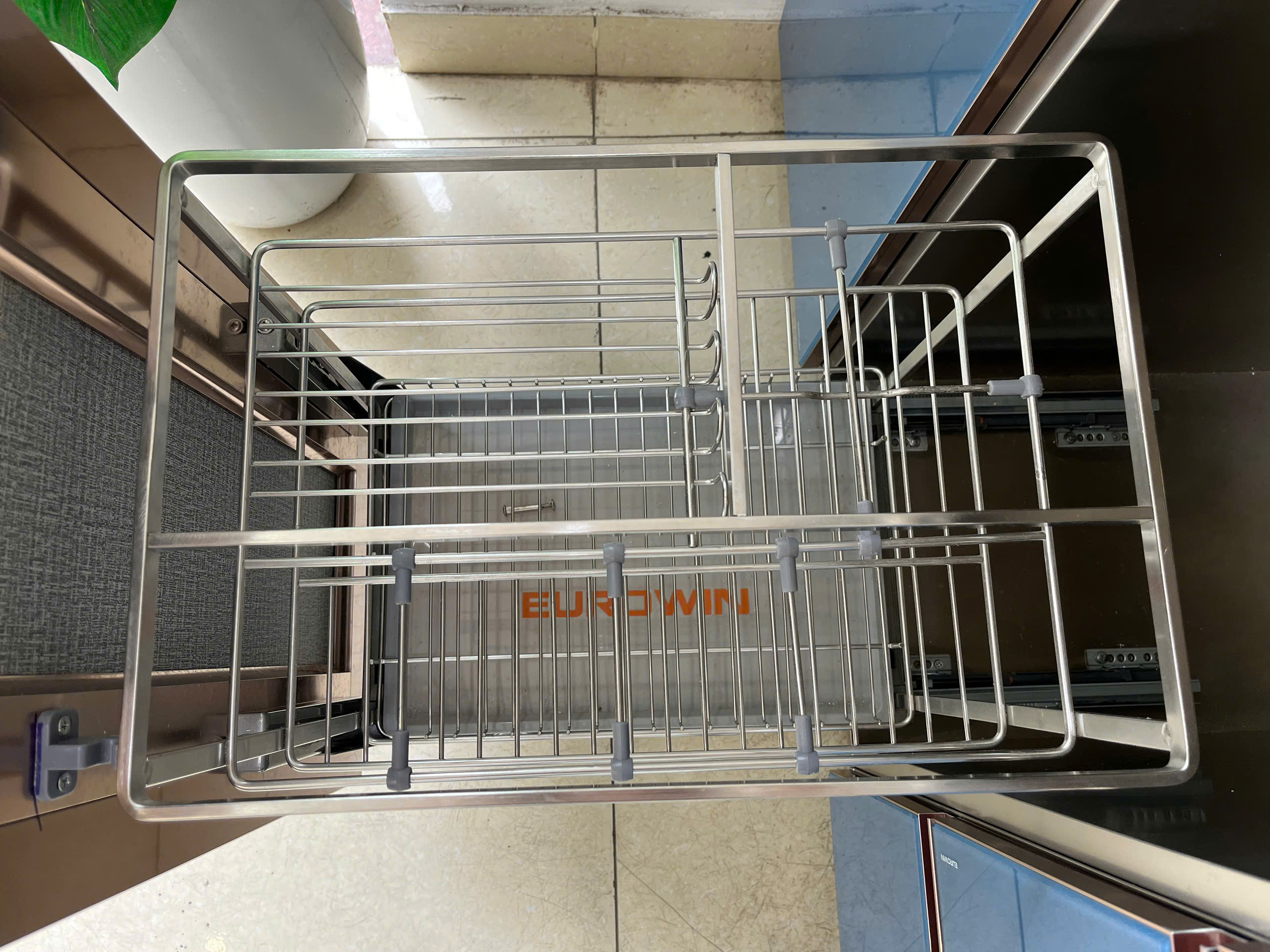 Giá Gia Vị Eurowin EU-V250