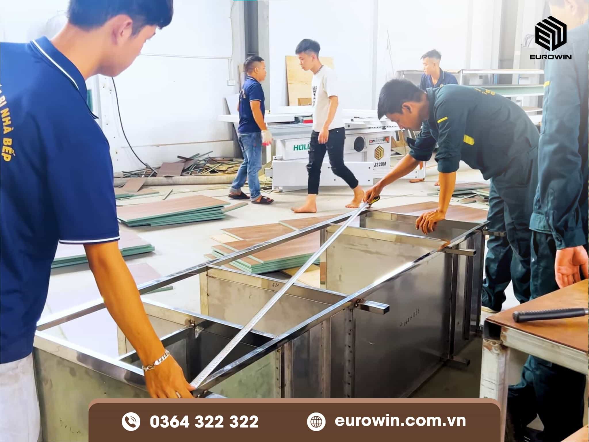 Những Sai Lầm Thường Gặp Khi Chọn Đơn Vị Làm Tủ Bếp – Chuyên Gia Eurowin Cảnh Báo