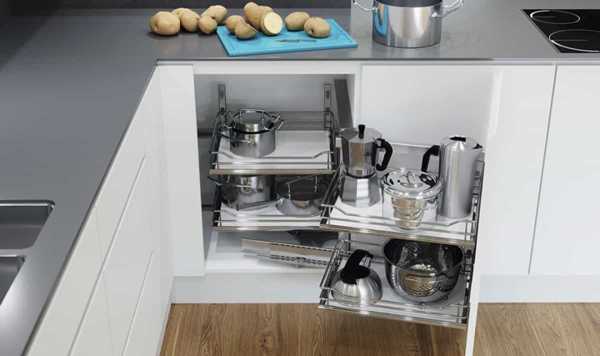 7 Sai Lầm Khiến Tủ Bếp Nhựa Nhanh Xuống Cấp Và Cách Vệ Sinh Để Luôn Đẹp Như Mới.