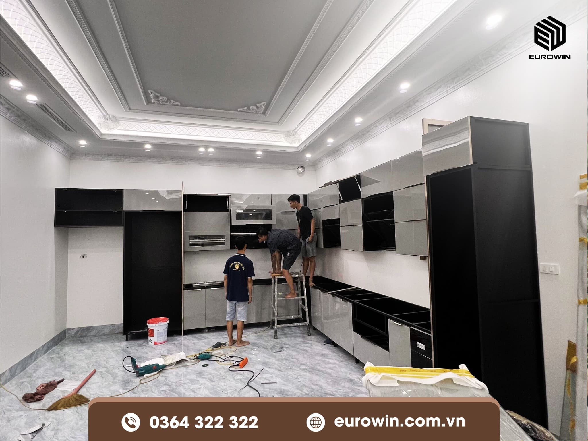 Quy trình thiết kế - thi công tủ bếp: Lắp đặt tủ bếp tại nhà khách hàng